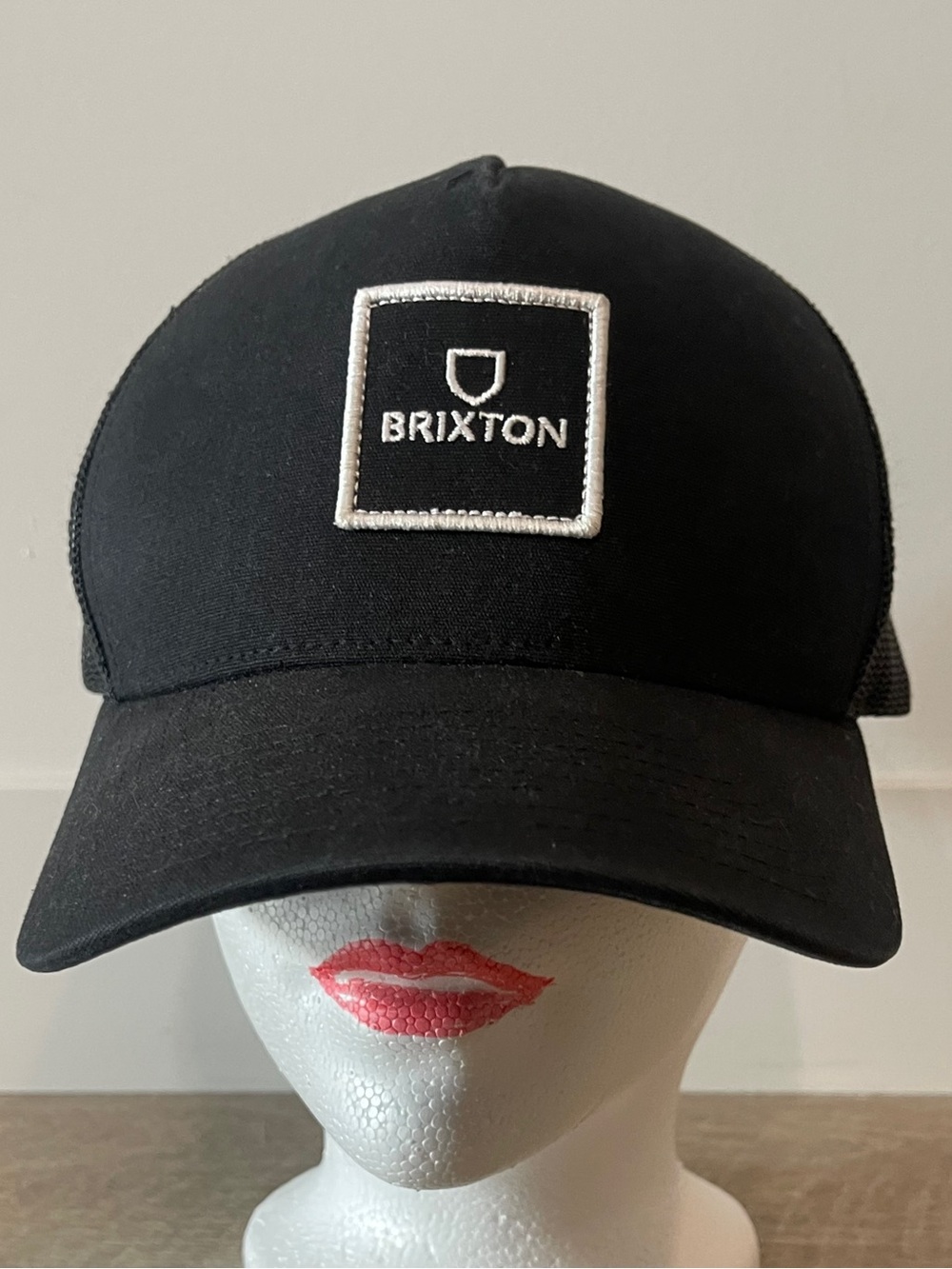 Brixton SnapBack Netplus Cap - Black & White Patch - Size 7 1/4 (M)